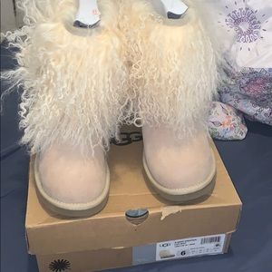 Ugg sheepskin cuff boot